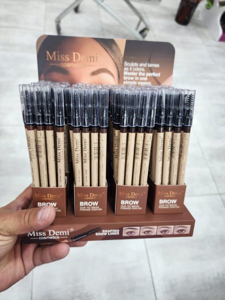 قلم تخطيط حواجب بني miss Demi