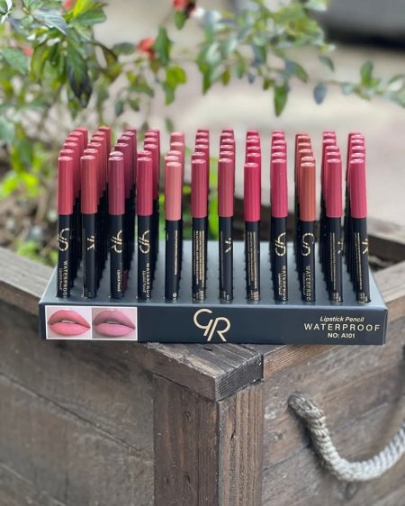 قلم تخطيط شفاه goldn rose