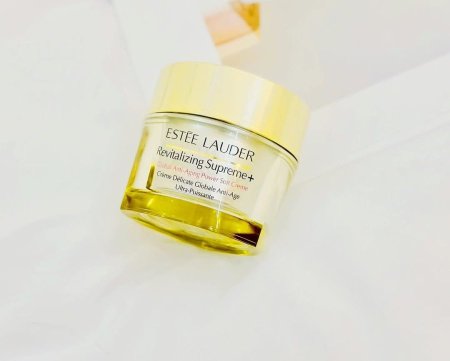 مرطب بشرة ESTEE LAUDER الاصلي